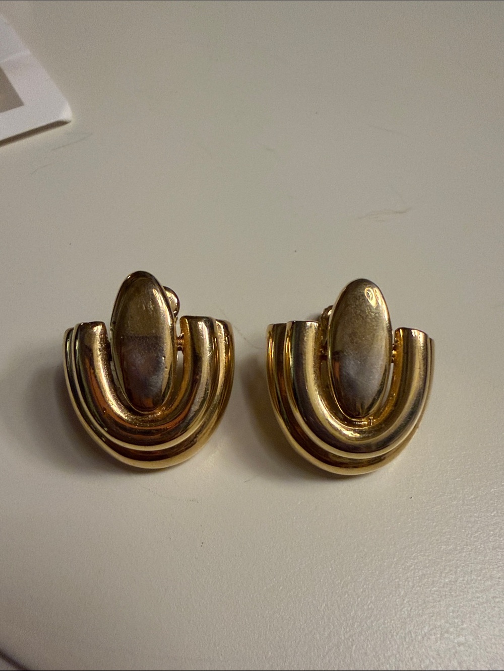 Vintage Napier Gold Tone Screw Back Clip On Statement Earrings